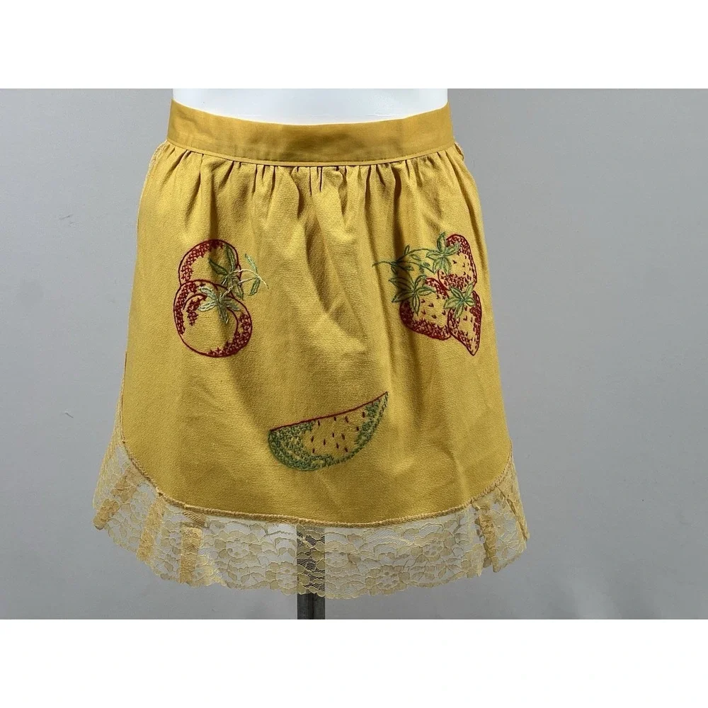 Vintage Embroidered Floral Apron Lace Cottagecore‎ Farmhouse Kitchen